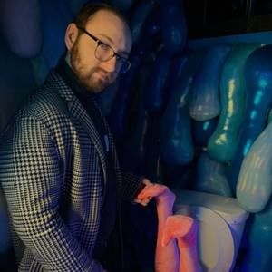 Meet your Posher, Isaac